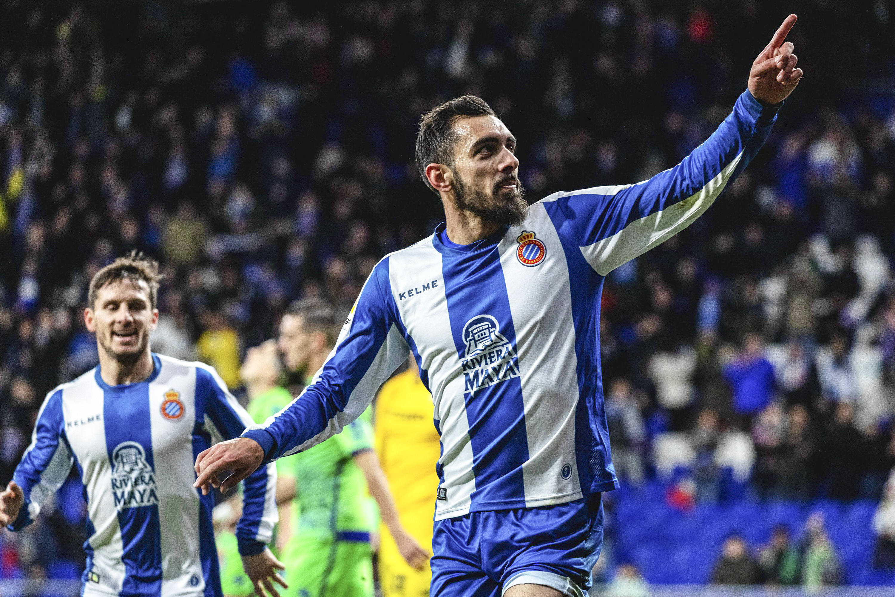 西甲球队引进新人，备战下赛季联赛的简单介绍