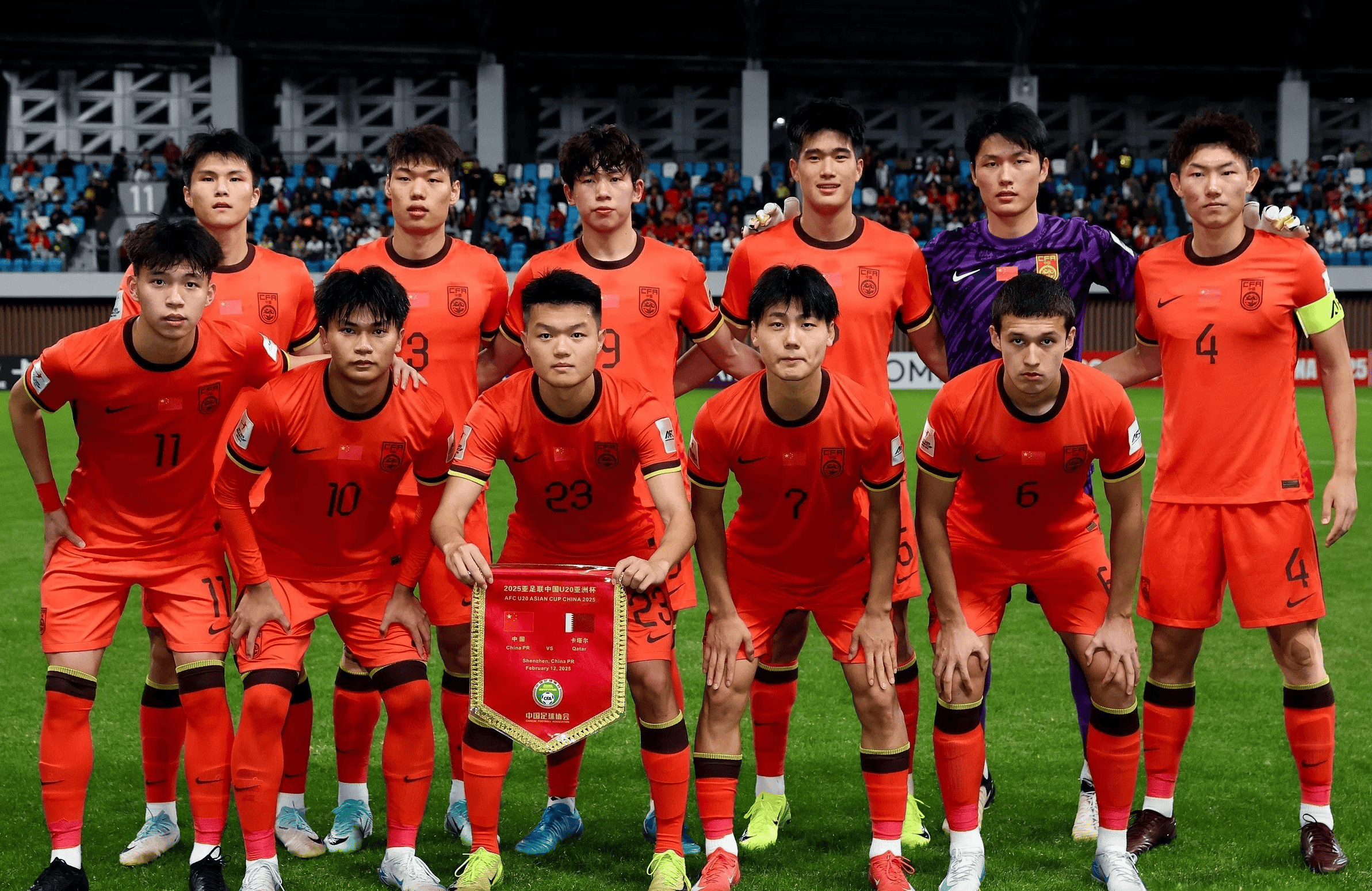 爱游戏app-亚洲杯赛吸引全球目光，赛况激烈