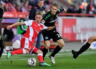 爱游戏官方入口-关于柏林赫塔奋力拼搏，豪取三分的信息