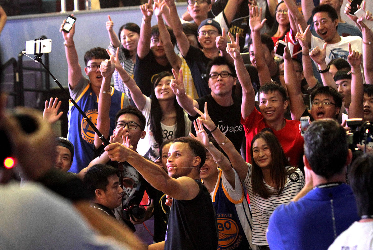 爱游戏网页版登录入口-紧张比赛！壮观场面震撼全场