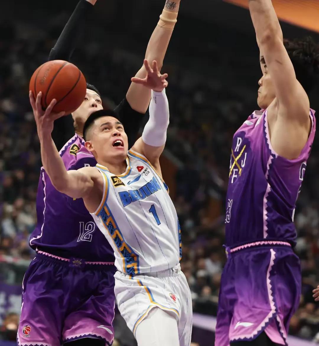 北京首钢擒下青岛队,取得胜利的简单介绍 北京首钢擒下青岛队,取得胜利的简单介绍