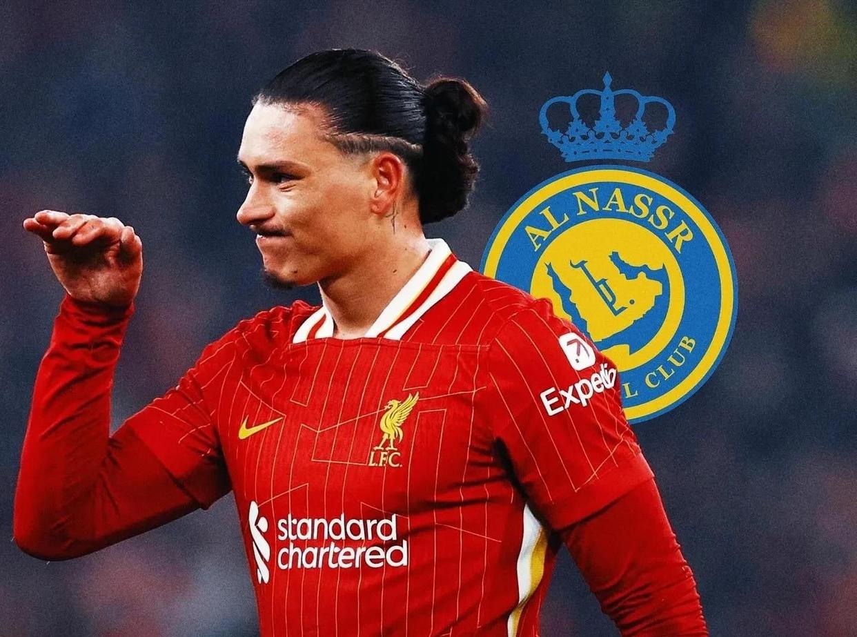 包含利物浦锋霸跻身德甲射手榜前列的词条