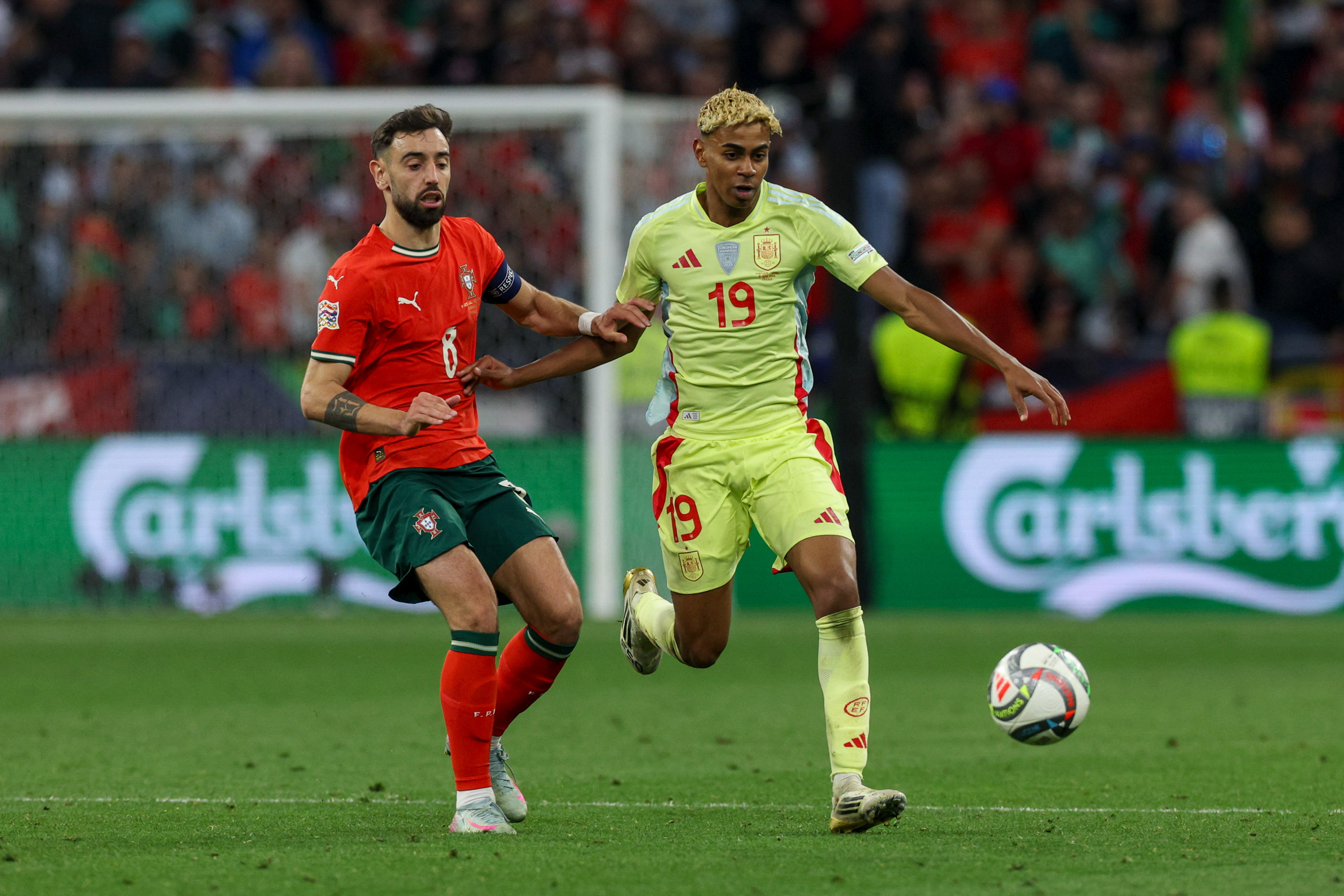 爱游戏入口-葡萄牙选手表现惊艳勇夺金牌尽展实力