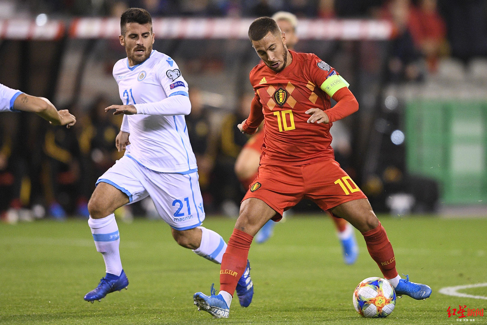 爱游戏亚洲官网-英国队憾失点球，遭欧预赛惨败的简单介绍