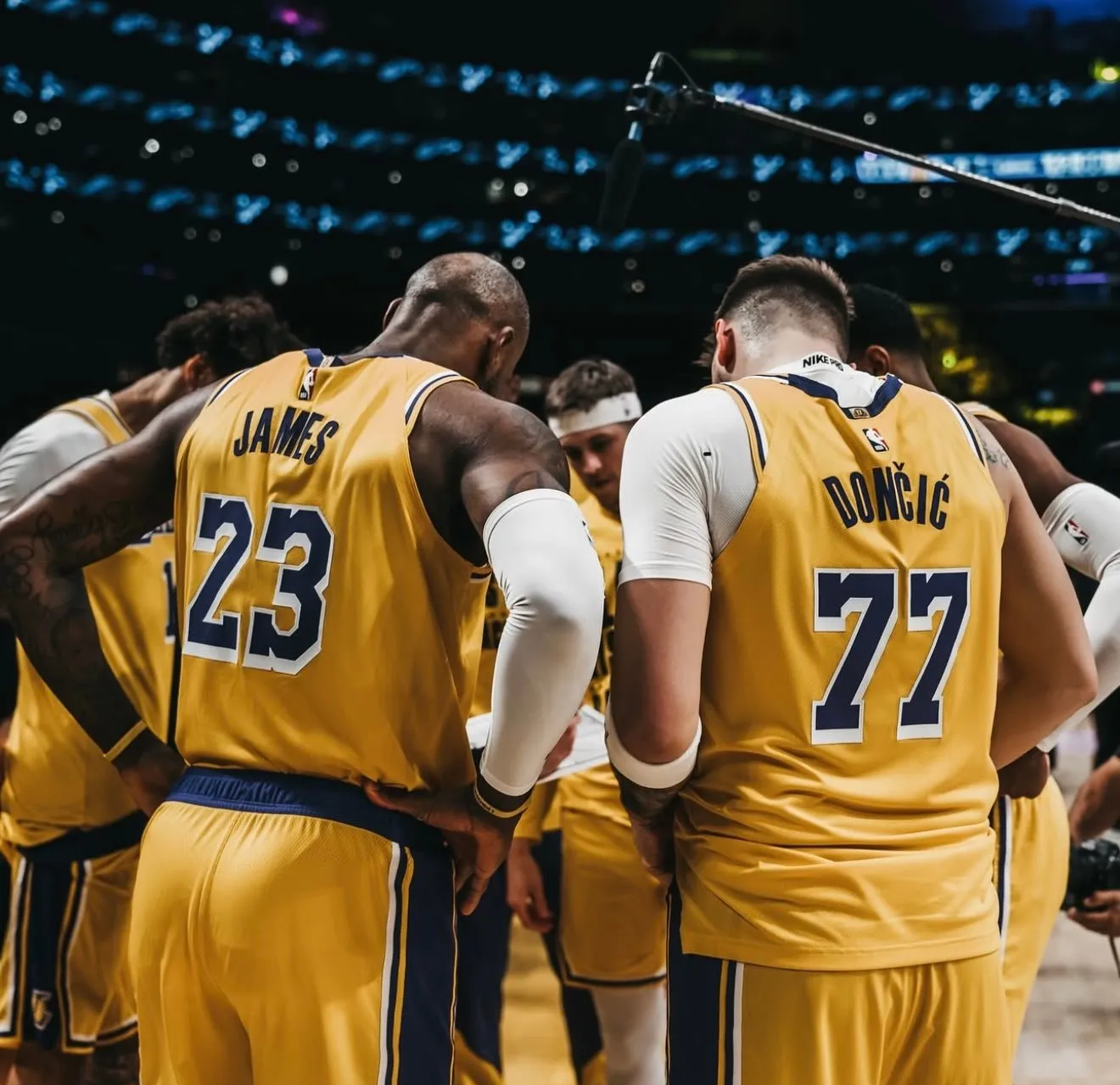 篮网队主场大胜黄蜂，取得两连胜