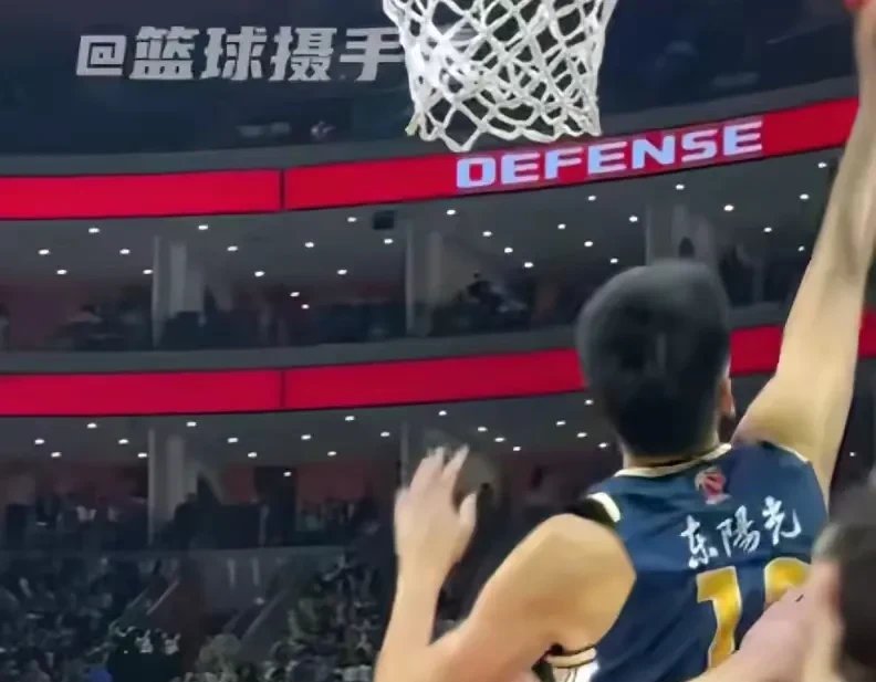 -强队客场发挥低迷，主力球员状态下滑难拿胜利的简单介绍