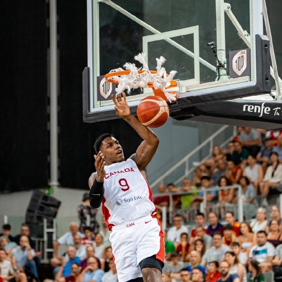 关于美国队成功卫冕，实力压倒对手的信息