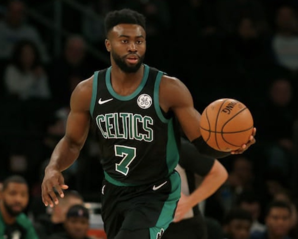 雄鹿防守疲软暴露问题,需加强篮筐保护的简单介绍 雄鹿防守疲软暴露问题,需加强篮筐保护的简单介绍