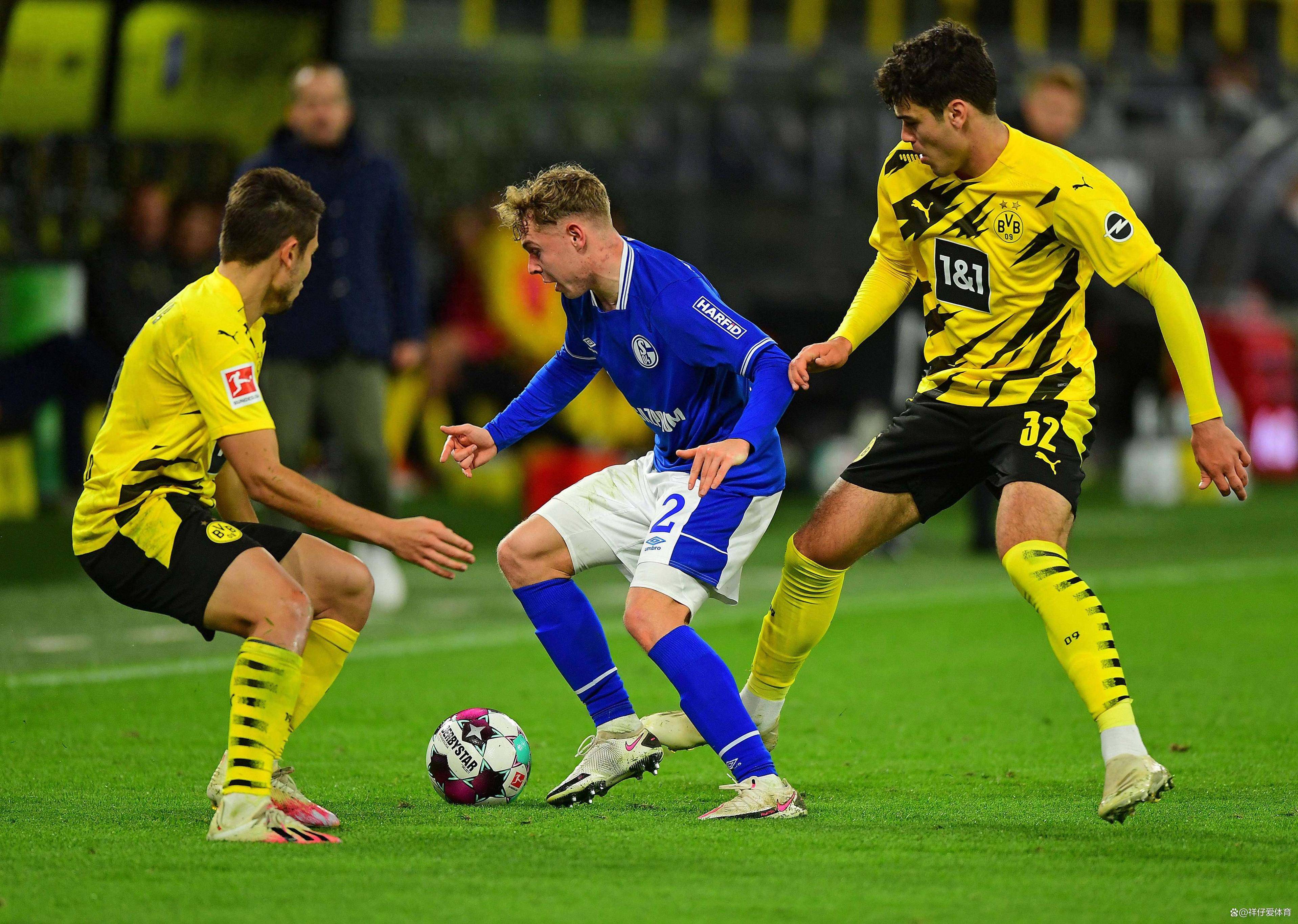 爱游戏-关于一场场激烈足球对决即将上演的信息