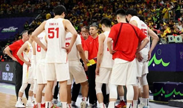 场上场下惊心动魄，胜负悬念让人捏一把汗的简单介绍