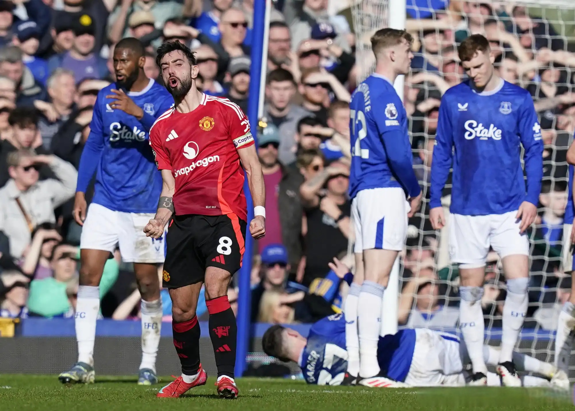 爱游戏官网网页版入口-曼联不敌南安普顿，争冠前景蒙上阴影！